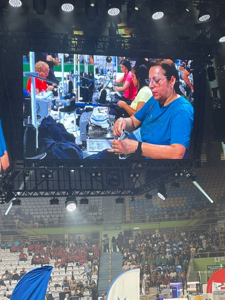 Costurando no MBA Fashion Day